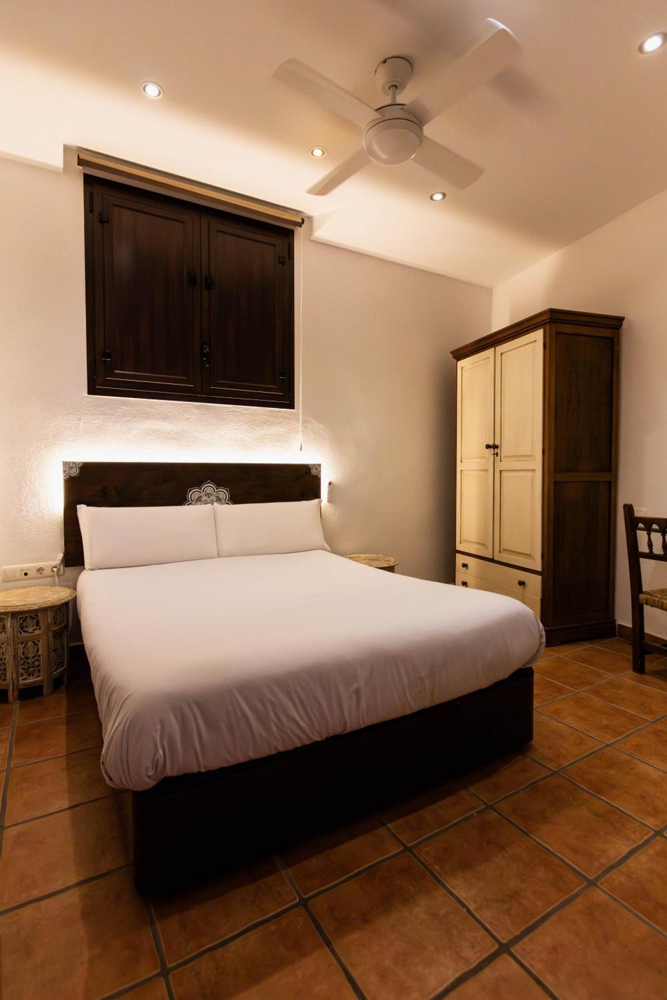 Apartamento Centrico Con Patio Exterior En El Mejor Barrio De Granada El Realejo ภายนอก รูปภาพ